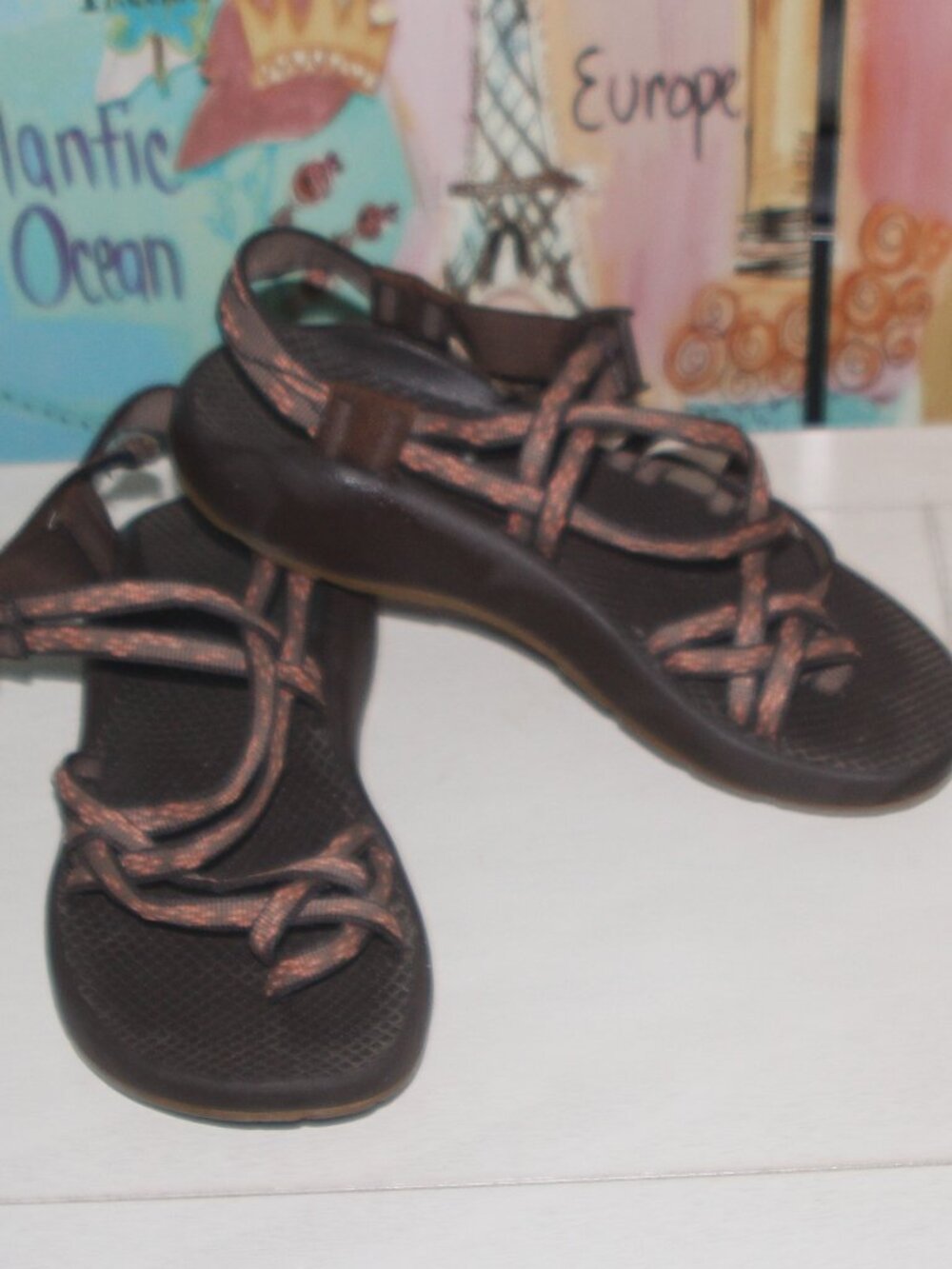 10A   VGC LADIES CHACO SANDALS - 7